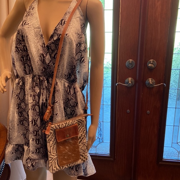 Myra leather & canvas Brown Cellphone Crossbody - Picture 11 of 12